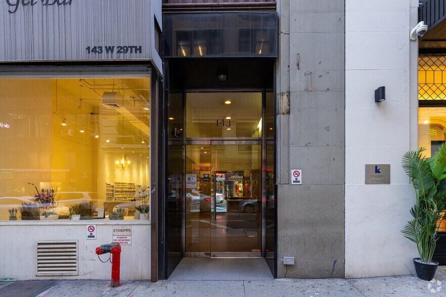 More Photos Of 143 W 29th St, New York Loft Creative Space For Sale