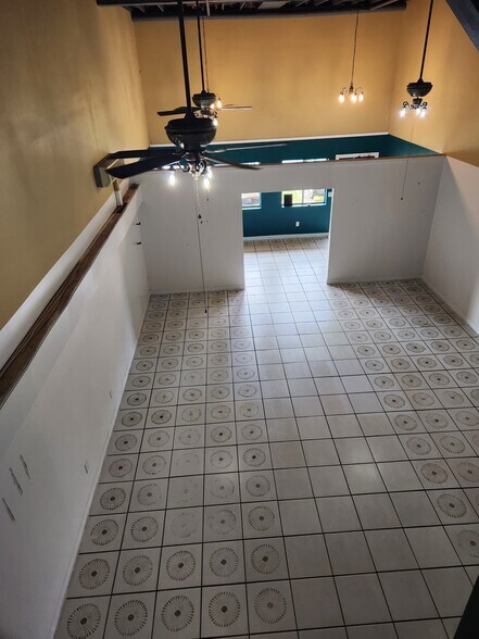 More Photos Of 810 Haiku Rd, Haiku General Retail For Lease