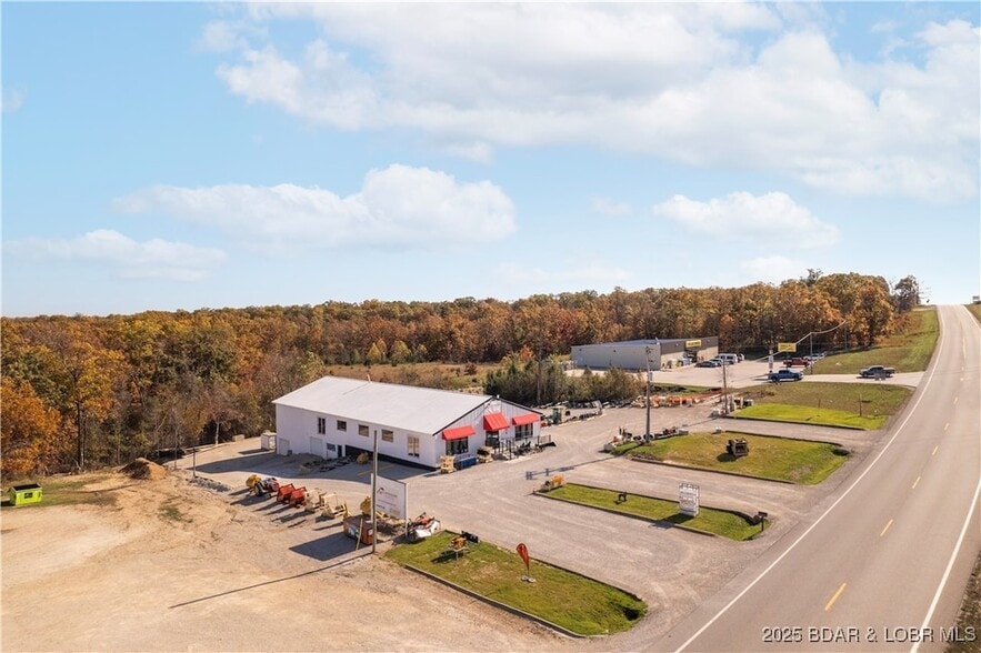 More Photos Of 706 N Main St, Gravois Mills General Retail For Sale