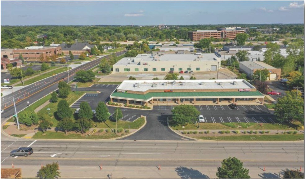 More Photos Of 1930-1988 N Opdyke Rd, Auburn Hills Storefront For Lease