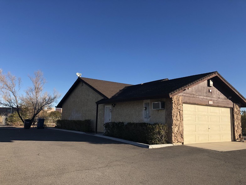 More Photos Of 1620 E Serene Ave, Las Vegas Freestanding For Lease