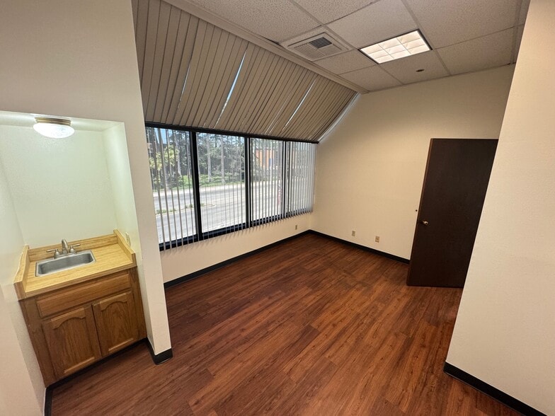 More Photos Of 200 N Harbor Blvd, Anaheim Medical For Lease