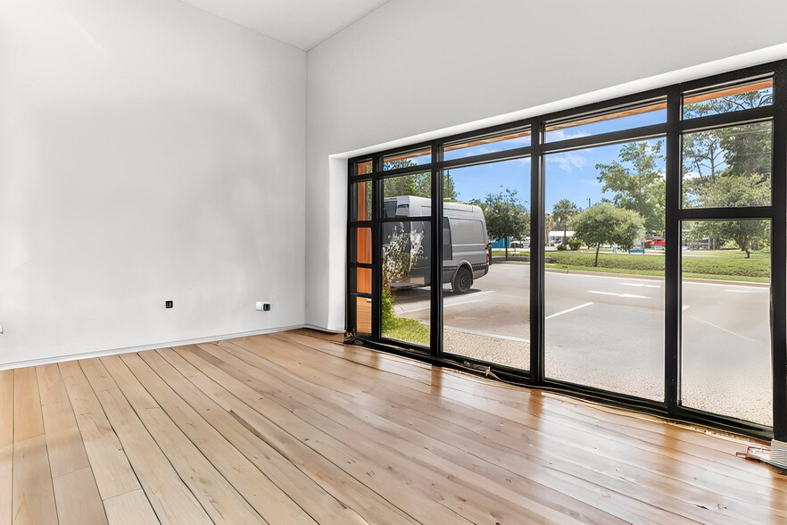 More Photos Of 73 Veterans Rd, Santa Rosa Beach Flex For Sale