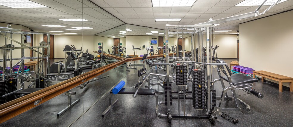 More Photos Of 10777 Westheimer Rd, Houston Office For Lease
