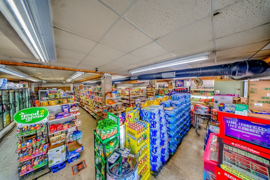 More Photos Of 1910 SW 1st St, Miami Supermarket For Sale