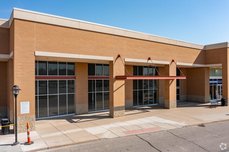 More Photos Of 50355-50551 Vergote Dr, Chesterfield Unknown For Lease