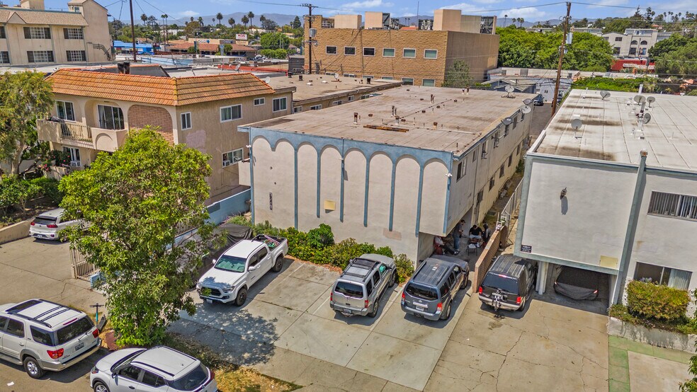 More Photos Of 12231 Pacific Ave, Los Angeles Apartments For Sale