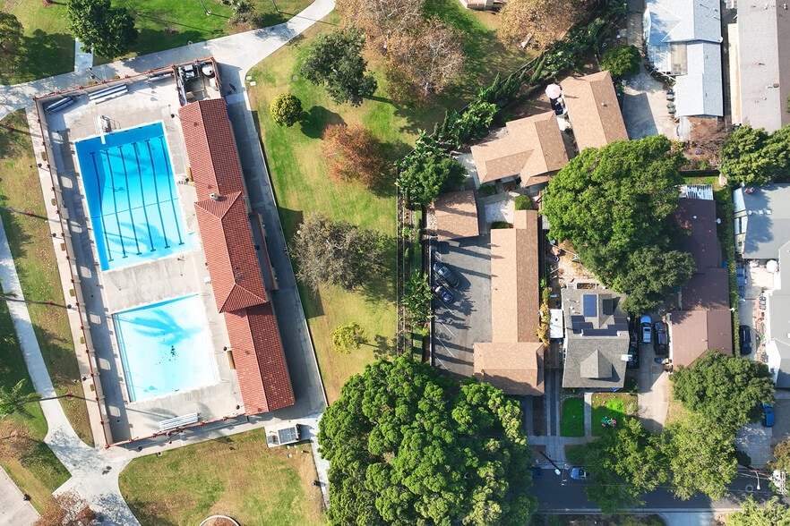 More Photos Of 646 S Grand St, Orange Apartments For Sale