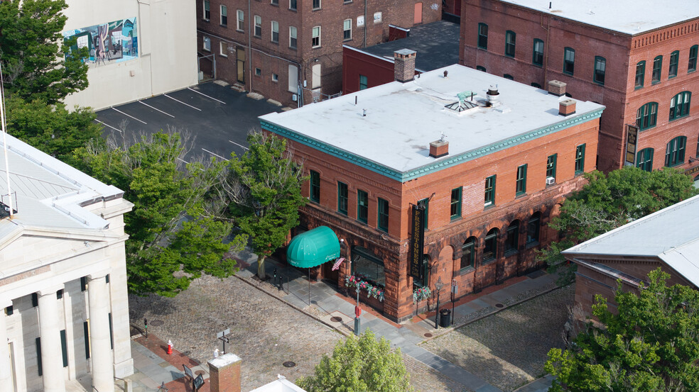 Primary Photo Of 41 William St, New Bedford Restaurant For Sale