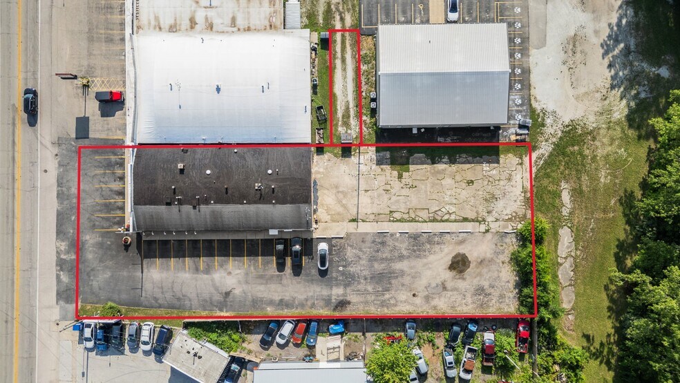 More Photos Of 605 W Baltimore St, Wilmington Storefront For Sale