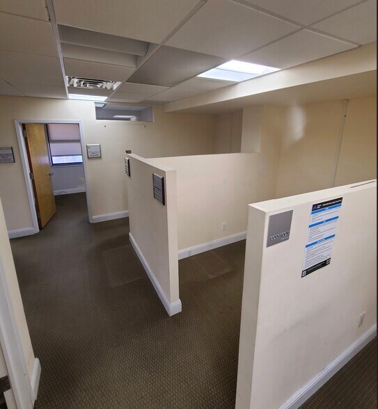 More Photos Of 30-74 31st St, Astoria Medical For Lease