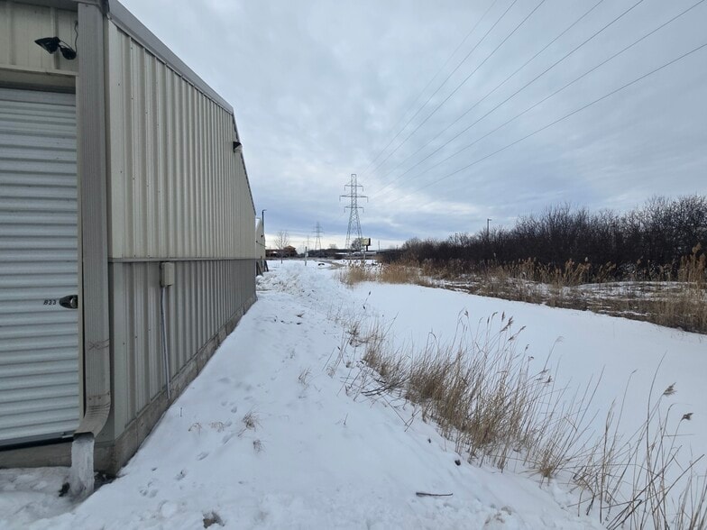 More Photos Of 2285 Northern Rd, Neenah Specialty For Sale