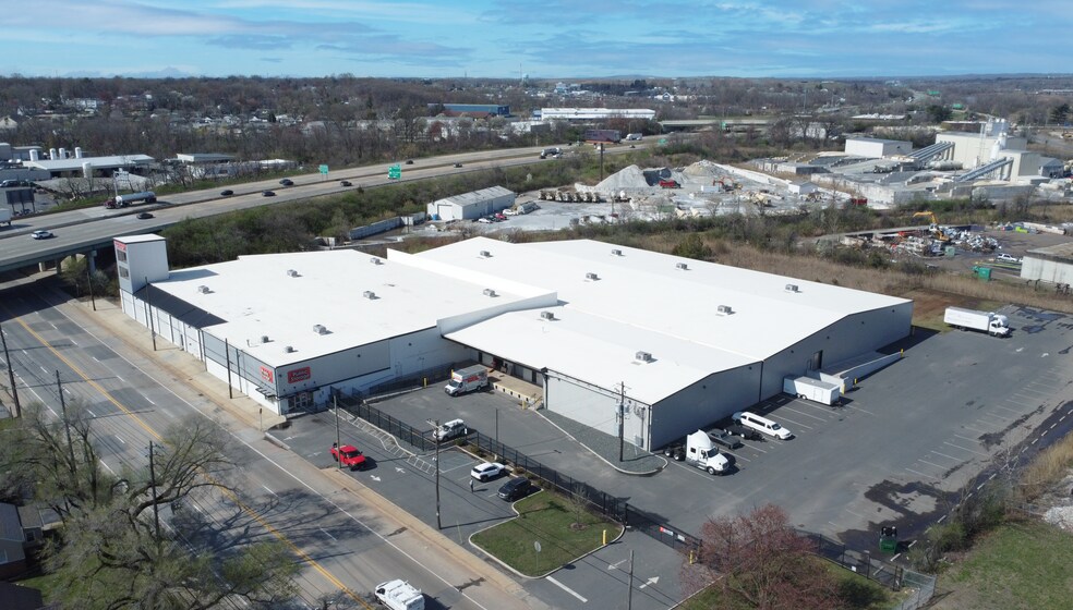 More Photos Of 4093 New Castle Ave, New Castle Self Storage For Sale