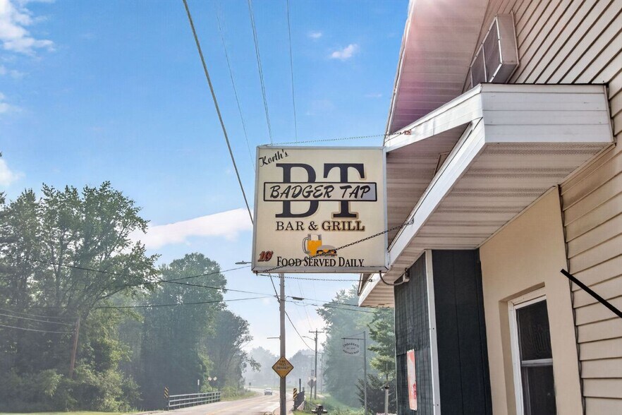 More Photos Of 133 E Main St, Embarrass Restaurant For Sale