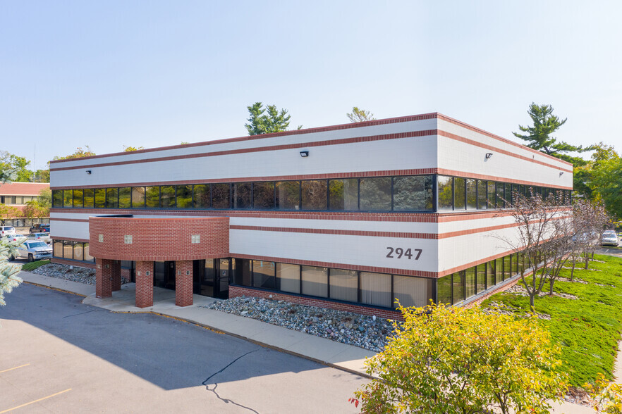 Primary Photo Of 2947 Eyde Pky, East Lansing Office For Lease