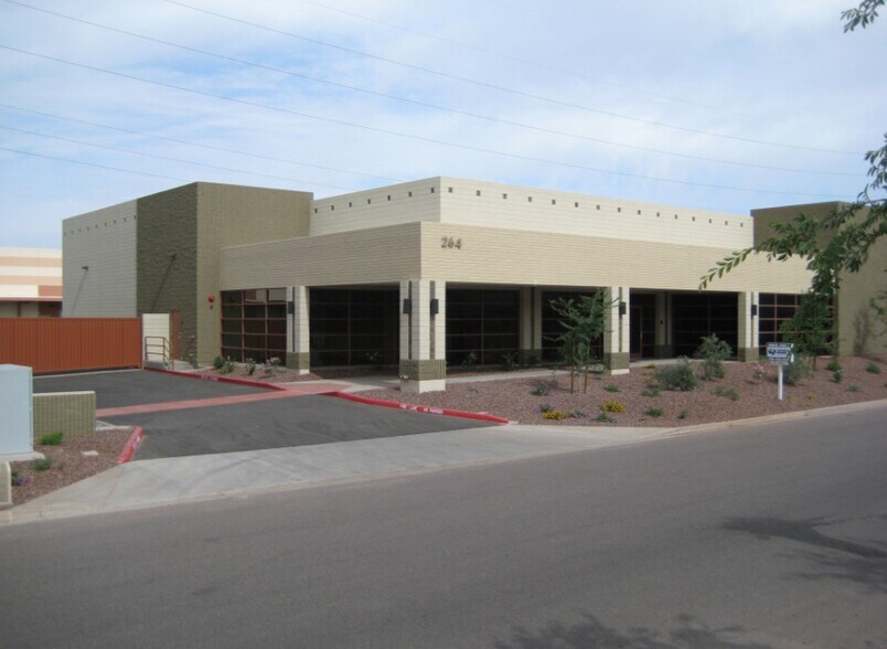 More Photos Of 264 S Hamilton Pl, Gilbert Warehouse For Lease