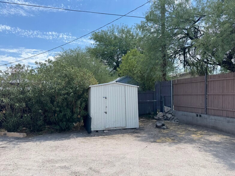 More Photos Of 730 E Limberlost Dr, Tucson Apartments For Sale