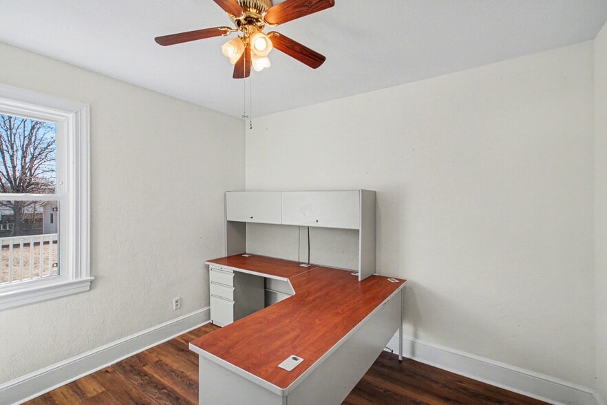 More Photos Of 2603 Lafayette Blvd, Fredericksburg General Retail For Lease