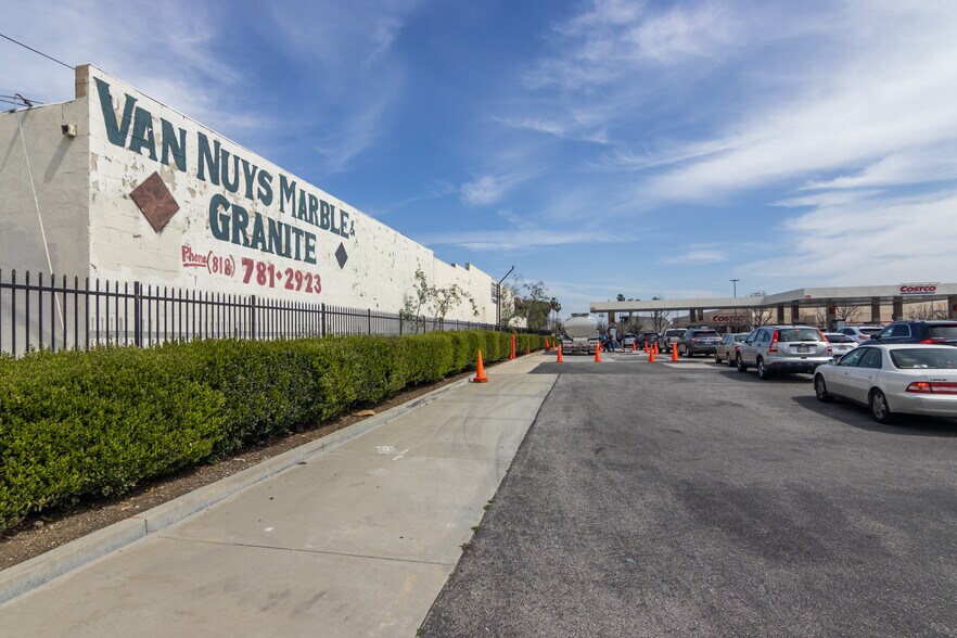 More Photos Of 6160 Sepulveda Blvd, Van Nuys Warehouse For Sale