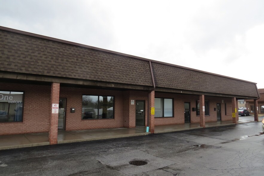 More Photos Of 9228 Indianapolis Blvd, Highland Storefront For Lease