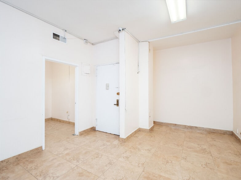 More Photos Of 140 West End Ave, New York Apartments For Sale