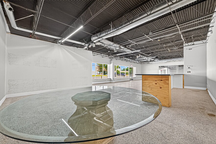 More Photos Of 13001-13011 Fondren Rd, Houston Unknown For Lease