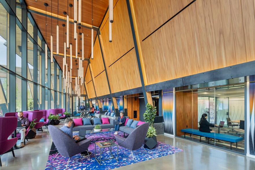 More Photos Of 311 Arsenal St, Watertown Unknown For Lease