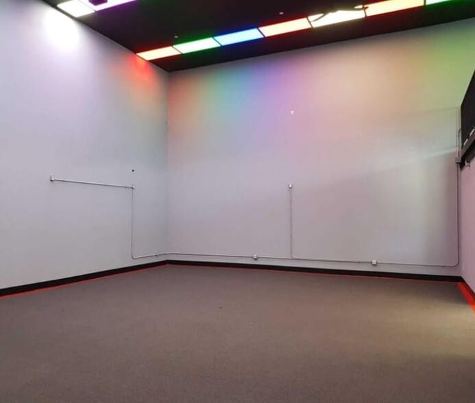 More Photos Of 4190 Steeles Ave W, Vaughan Showroom For Lease