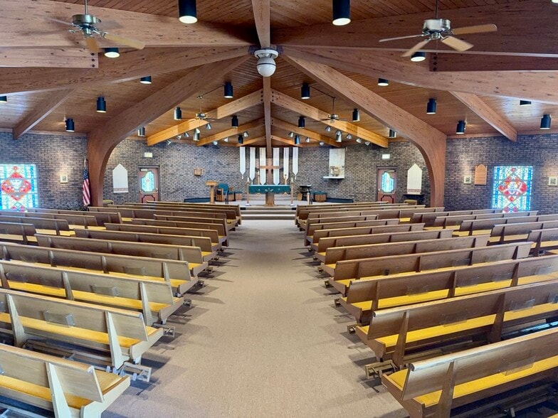 More Photos Of 5920 Waite St, Merrillville Religious Facility For Sale