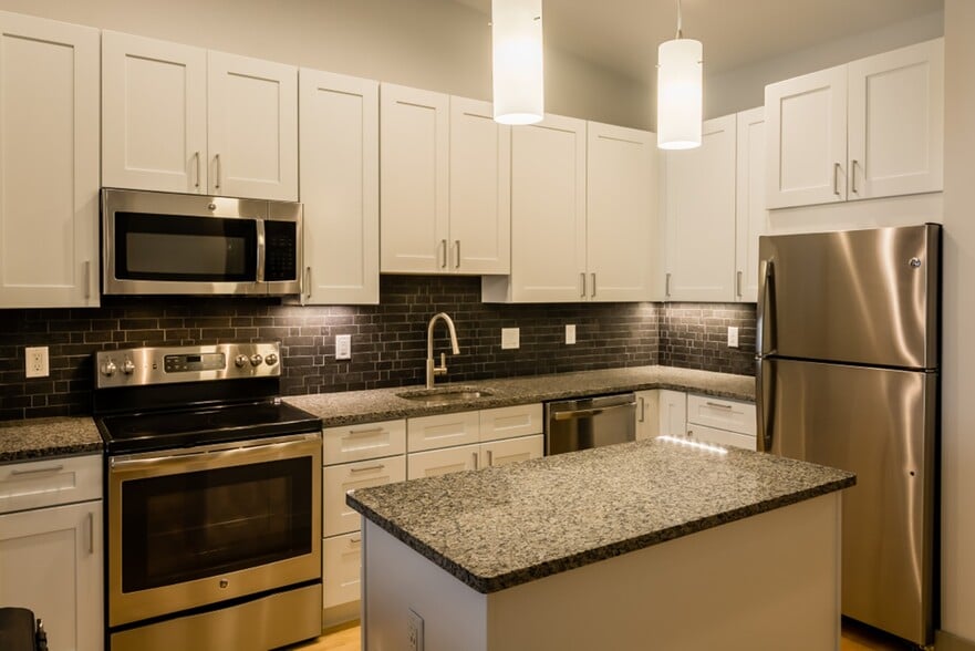 More Photos Of 106 S 11th St, Philadelphia Apartments For Lease