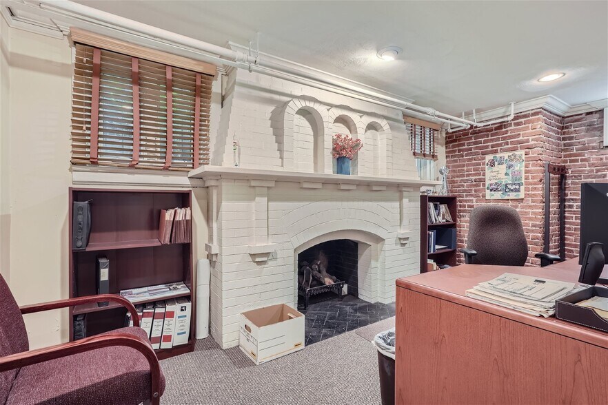 More Photos Of 1000 N Logan St, Denver Office Residential For Sale