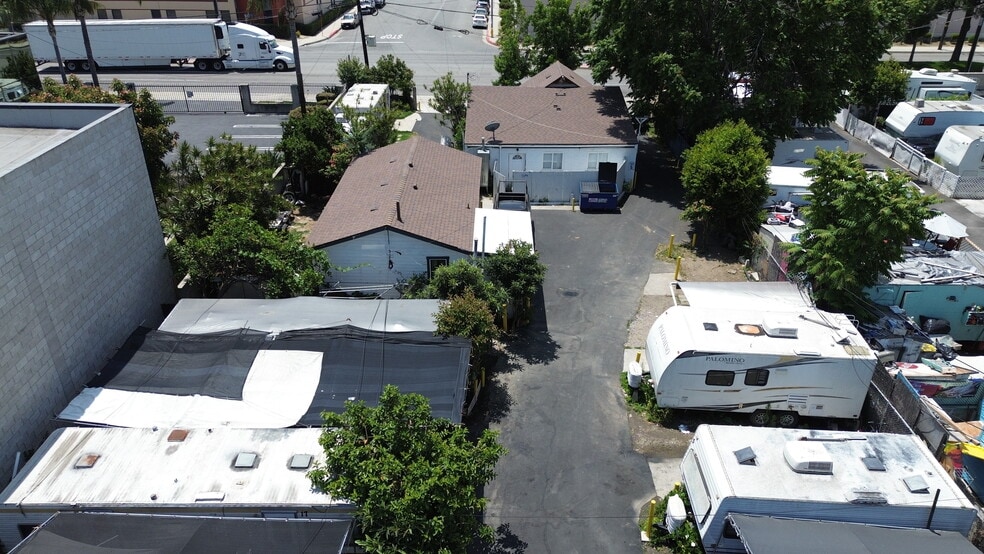 More Photos Of 7233 Somerset Blvd, Paramount Multifamily For Sale