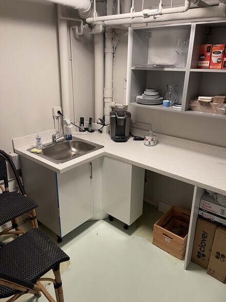 More Photos Of 110 Washington Ave, Miami Beach Apartments For Lease