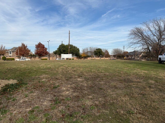 More Photos Of 4879 Virginia Parkway, McKinney Land For Sale