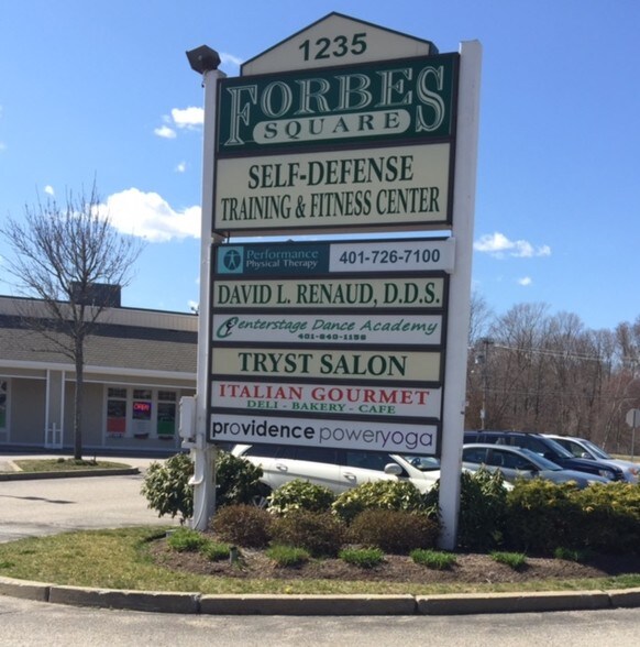 More Photos Of 1235 Wampanoag Trl, Riverside General Retail For Lease