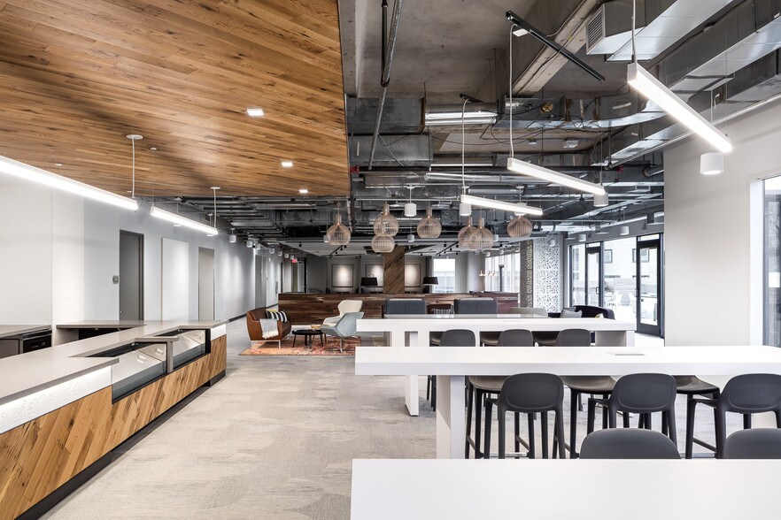 More Photos Of 111 S Washington Ave, Minneapolis Office For Lease