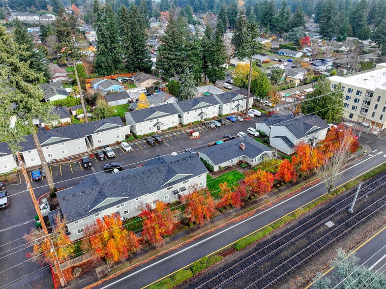 More Photos Of 16405 E Burnside St, Portland Apartments For Sale