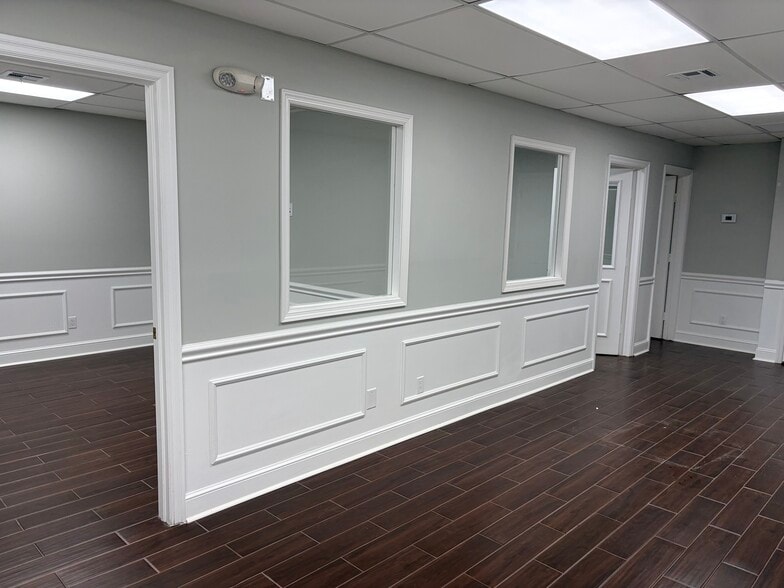 More Photos Of 3601 SE Ocean Blvd, Stuart Office For Lease