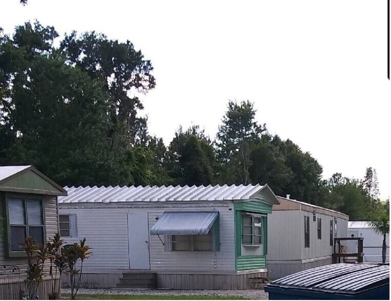 More Photos Of 2202 Shirah Rd, Auburndale Multifamily For Sale