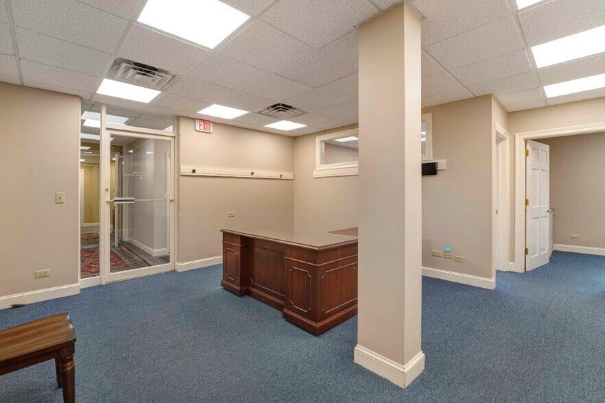 More Photos Of 415 4th St NE, Charlottesville Office Residential For Sale