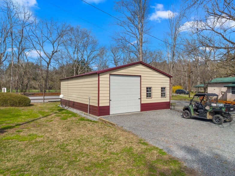 More Photos Of 141 Lower Bogard Rd, Newport Trailer Camper Park For Sale