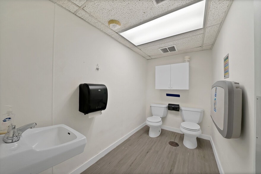 More Photos Of 130 S Moore Rd, Coppell Daycare Center For Sale