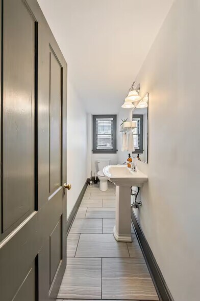 More Photos Of 507 S 4th St, Columbus Multifamily For Sale