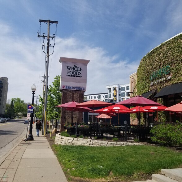 More Photos Of 3100 Excelsior Blvd, Minneapolis Storefront For Lease