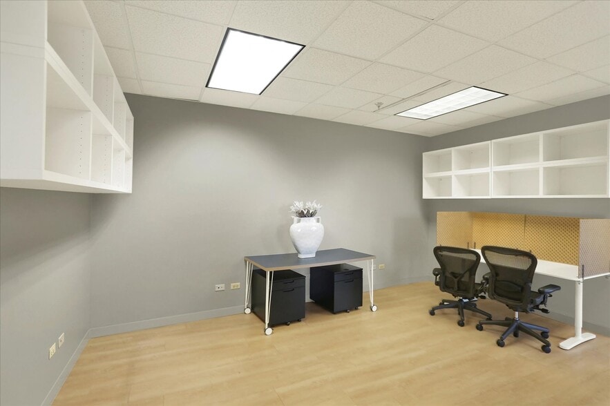 More Photos Of 9085 E Mineral Cir, Centennial Office For Lease