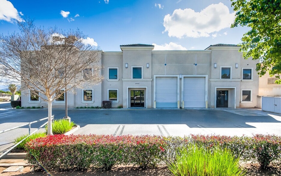 More Photos Of 5908 Jasmine St, Riverside Warehouse For Lease