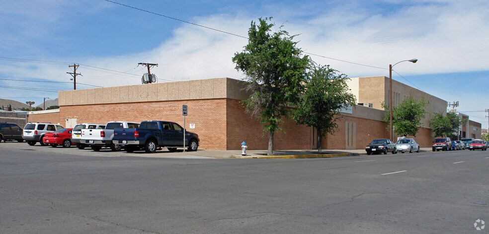 More Photos Of 2601 E Yandell Dr, El Paso Coworking Space