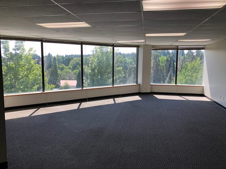 More Photos Of 9570 SW Barbur Blvd, Portland Office For Lease