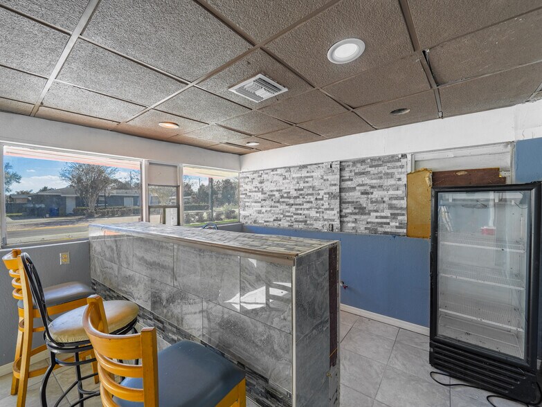 More Photos Of 409 Martin Luther King Blvd NE, Winter Haven General Retail For Sale