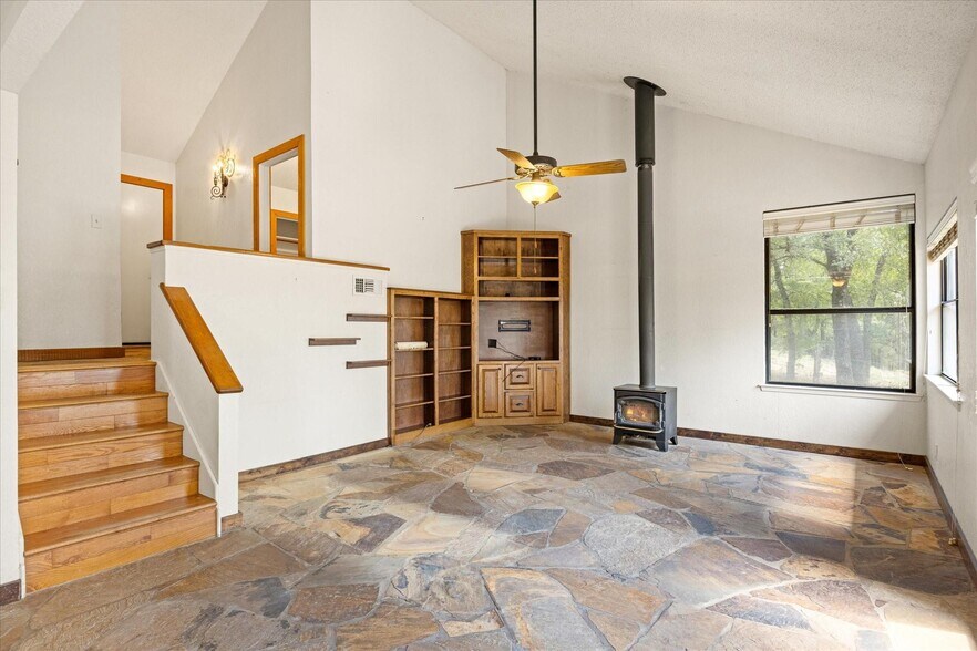 More Photos Of 11230 Light Rd, Lipan Land For Sale